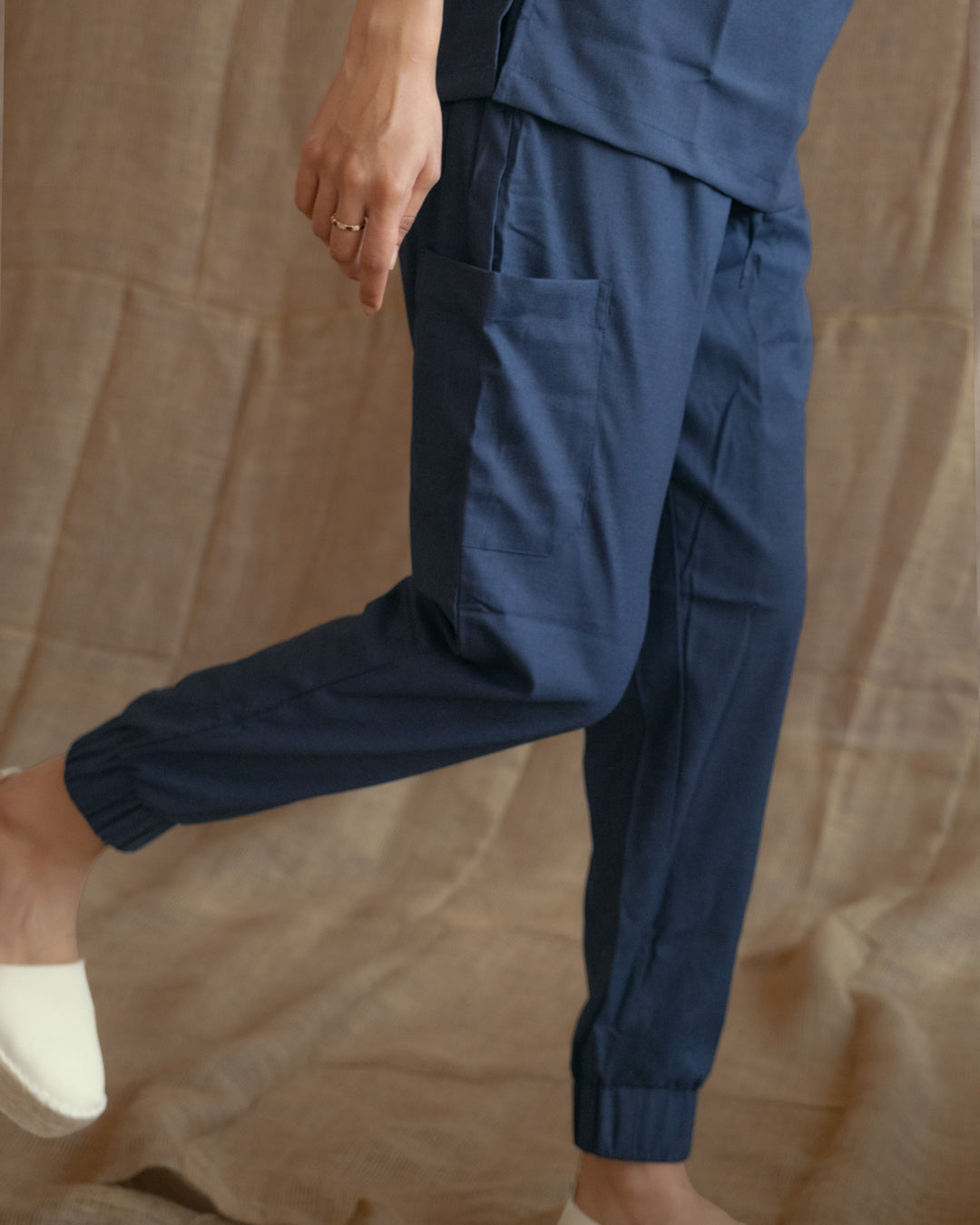 Agaon Cobalt Pant